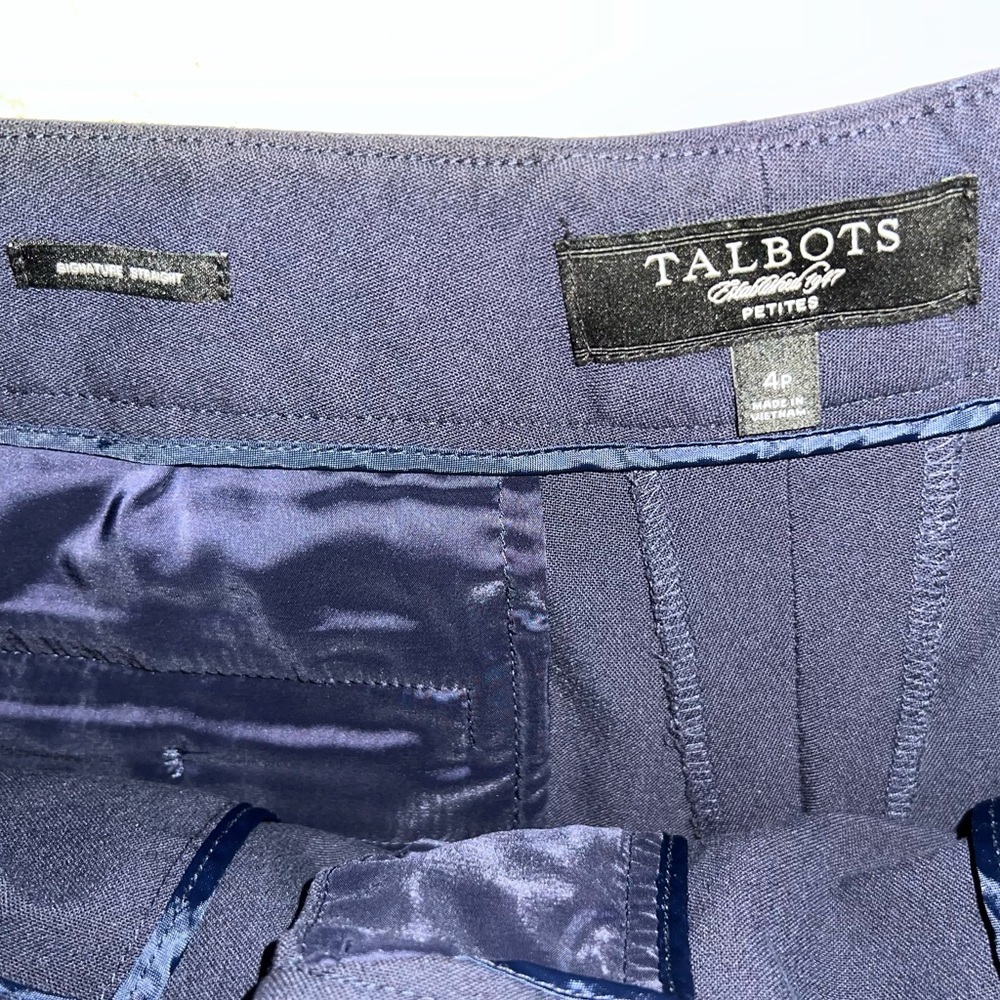 Talbots Signature Straight Pants – Size 4P Navy Blue - Picture 5 of 6